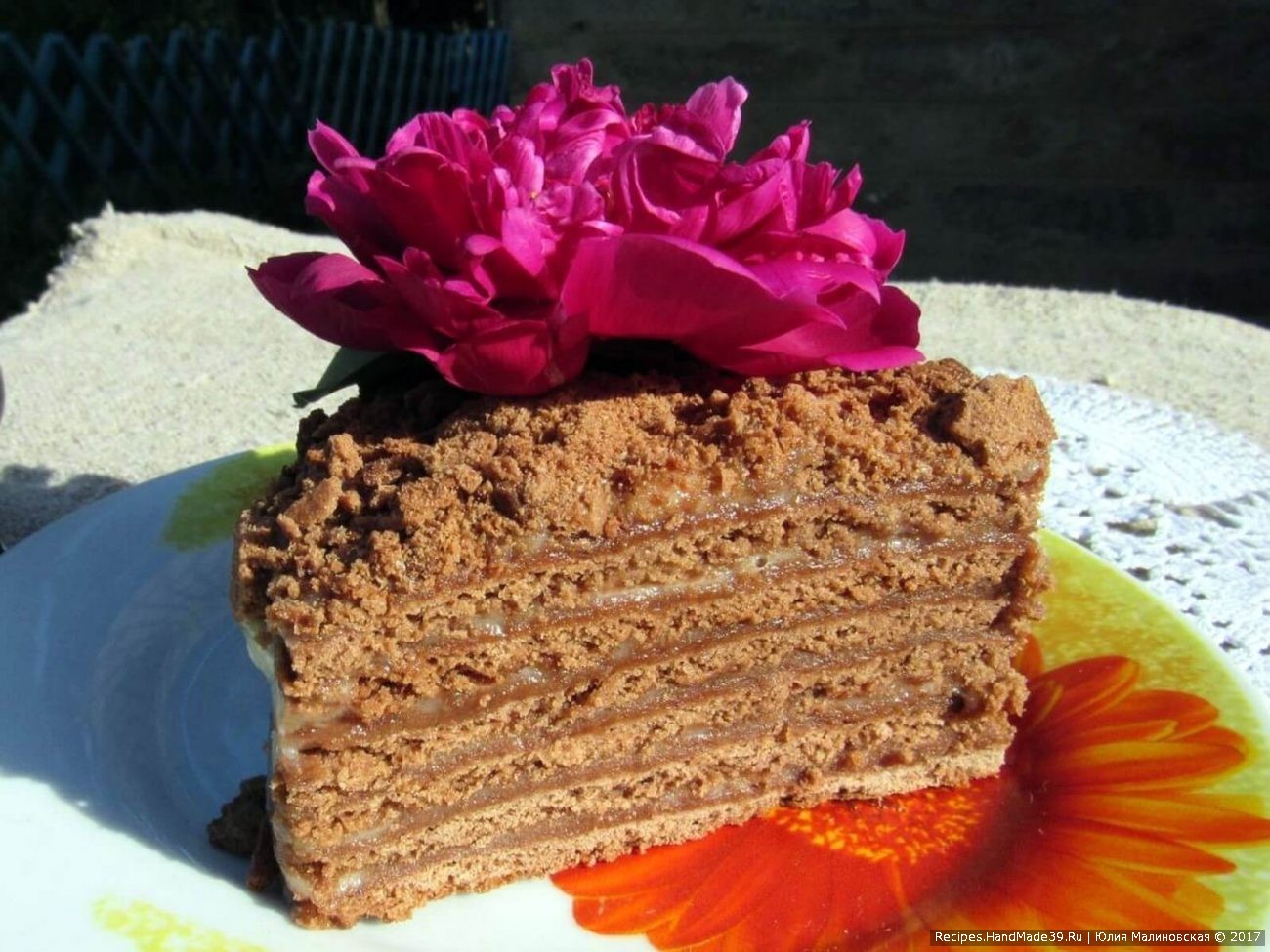 Шоколадно-миндальный торт
