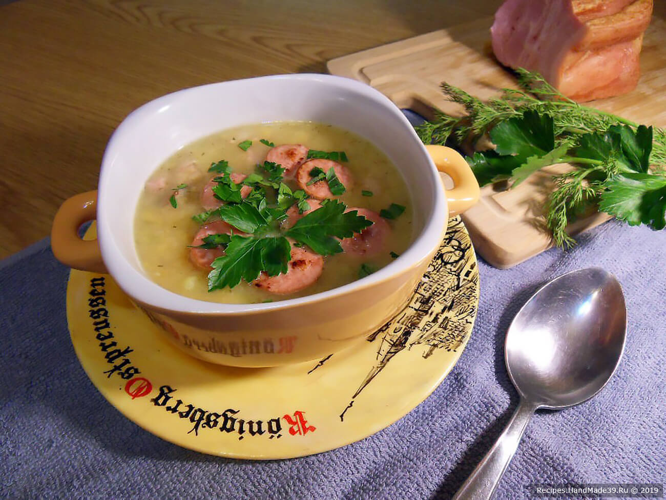 Гороховый суп «Зима на Прегеле» – пошаговый кулинарный рецепт с фото