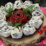 Лаваш с баклажанами, яйцами и маринованным луком