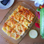 Кабачок, запечённый с сыром и белым соусом