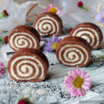 Шоколадно-кокосовый рулет «Баунти» без выпечки
