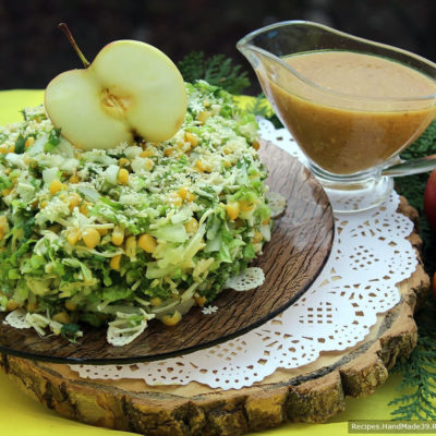Зелёный салат с кукурузой и сыром – пошаговый кулинарный рецепт с фото