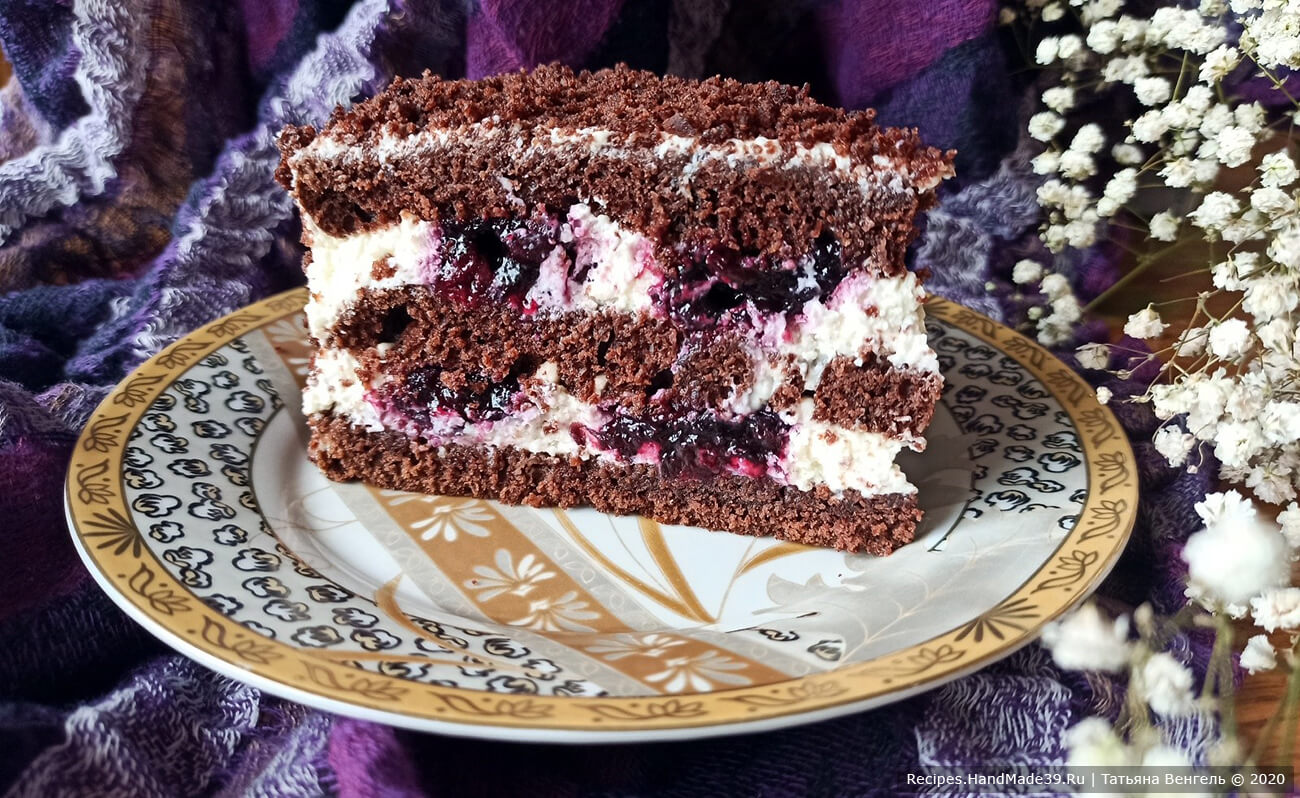 Шоколадный торт с вишней: пошаговый рецепт приготовления с фото