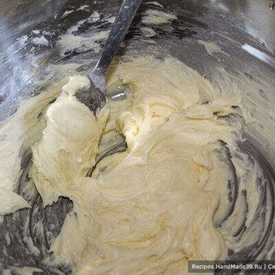 Печенье с инжиром – фото шаг 2. Перемешать до однородной массы
