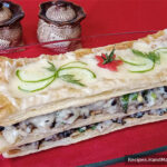 Закусочный торт «Наполеон» с картофелем, грибами и сыром