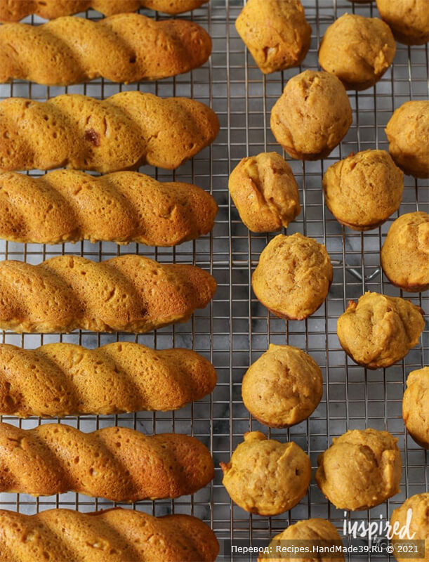 Тыквенные пончики – фото шаг 4. Выпекайте пончики в духовке, предварительно разогретой до температуры 180 °C, в течение 10-12 минут