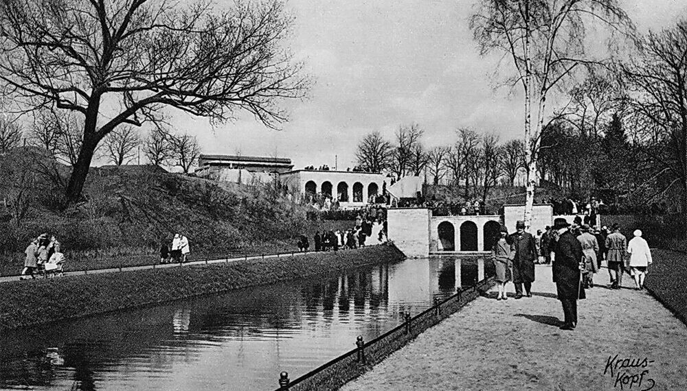 Каскад между Верхним и Замковым (Нижним) прудами, Кёнигсберг, 1925 год