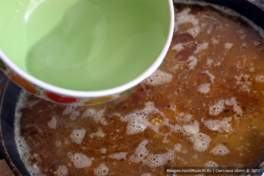 Пшённо-гречневая каша – фото шаг 5. Долить воду так, чтобы она покрыла крупы на 1,5 см
