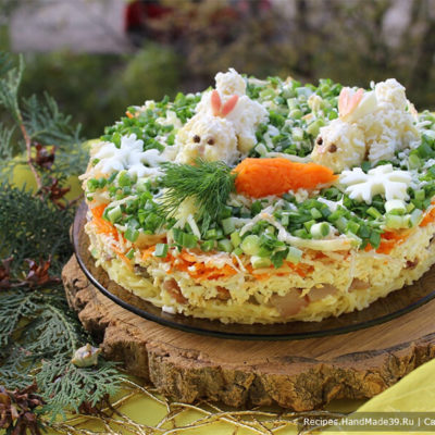 Салат с копчёной скумбрией – пошаговый кулинарный рецепт с фото