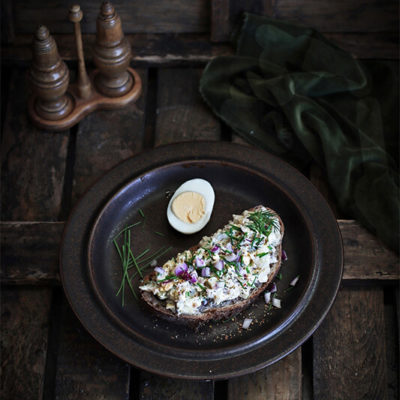 Губрёра – шведский салат из яиц и анчоусов