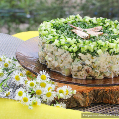 Оливье со шпротами – пошаговый кулинарный рецепт с фото