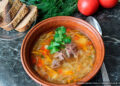 Щи с говядиной и свежей капустой